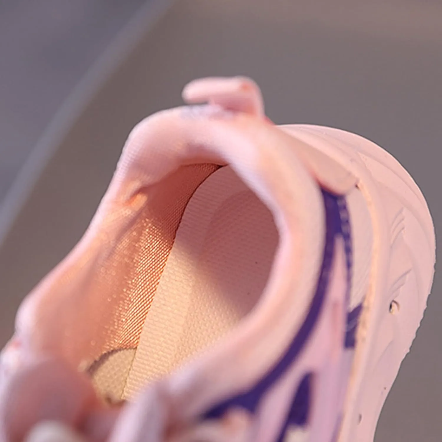 Toddler Mesh Breathable Sneaker with Led Light Up Kids Girls Boys Outdoor Slip On First Walking Sport Shoes Infant Shoes
