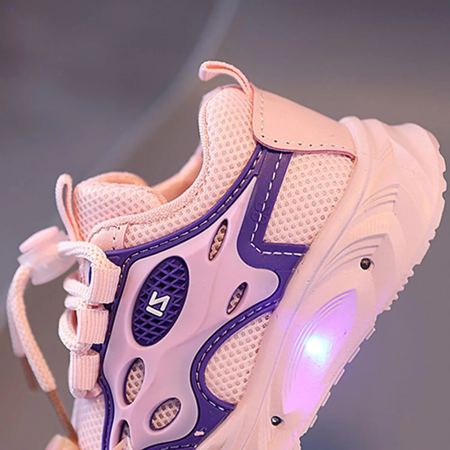 Toddler Mesh Breathable Sneaker with Led Light Up Kids Girls Boys Outdoor Slip On First Walking Sport Shoes Infant Shoes