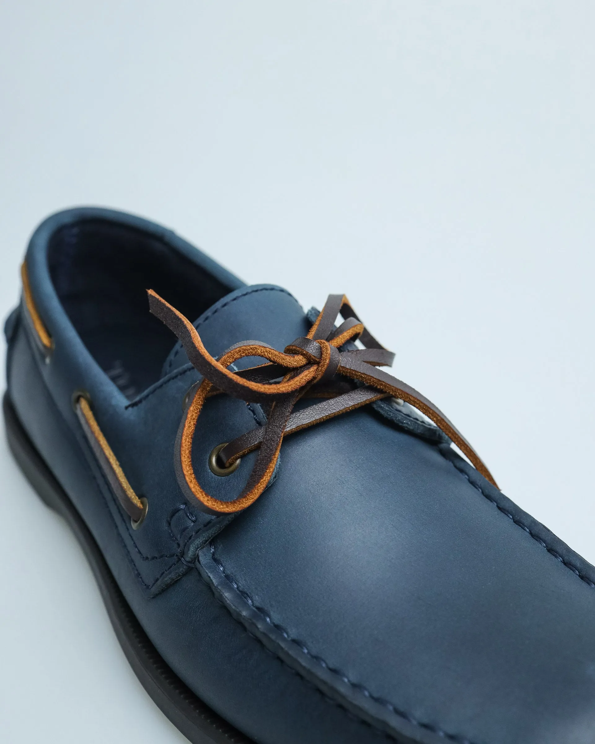Tomaz C328A Men's Leather Boat Shoes