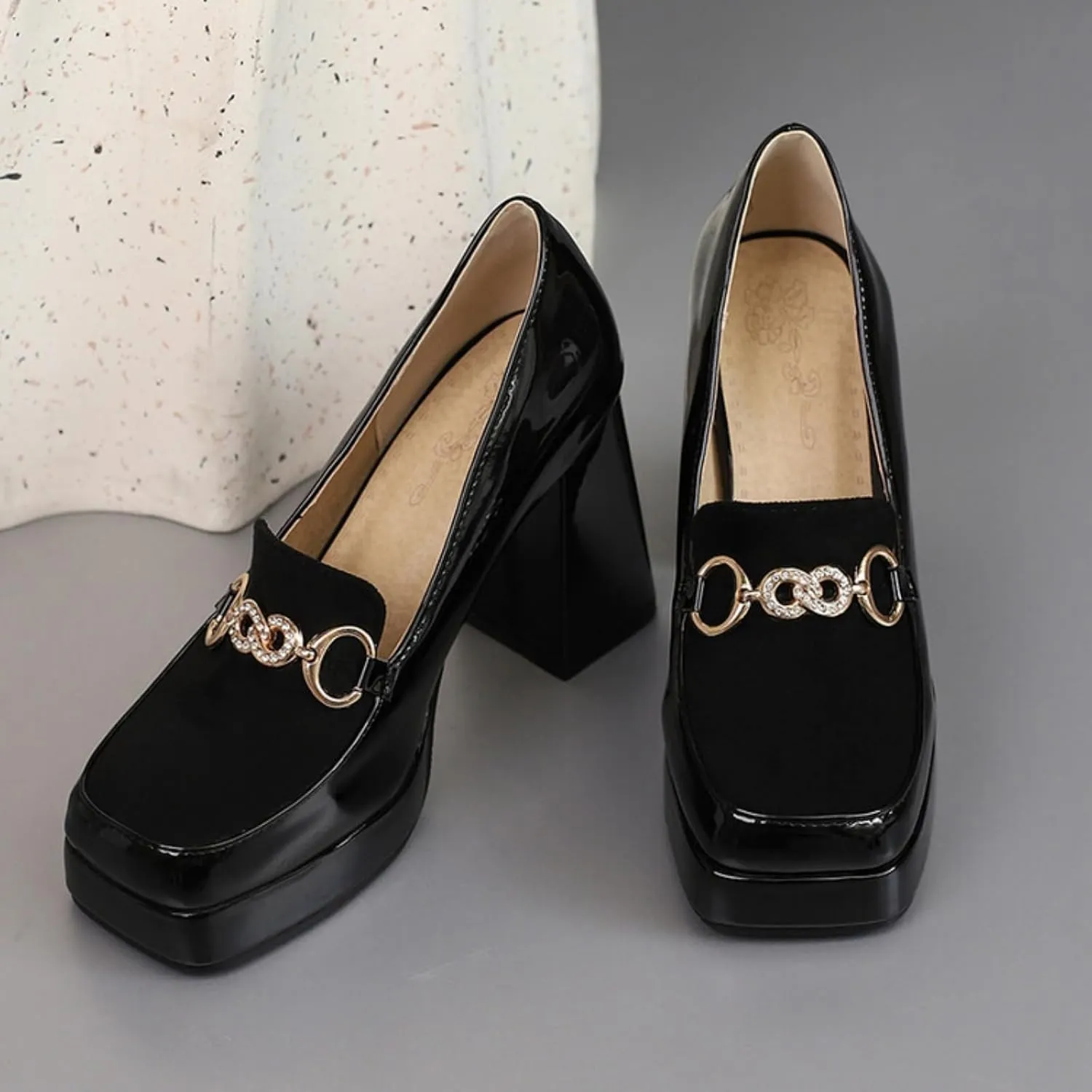 Women's Chunky Heels Mary Jane Shoes Square Closed Toe Platform Block Casual Slip on Patent Leather High Heels Elegant Comfortable Wedding Party Dress Pumps
