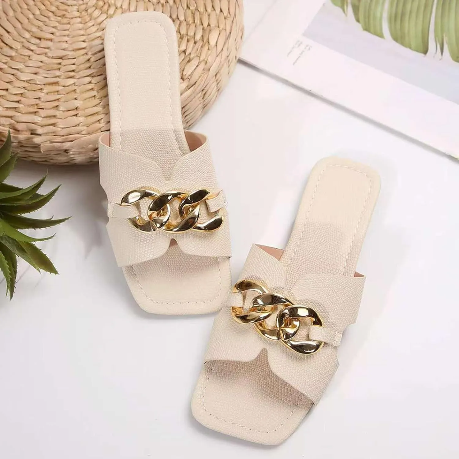 Womens Flat Sandals Fashion Square Toe Slides with Metal Strap Summer Dressy Slide Sandal Ladies Cute Slippers 2025