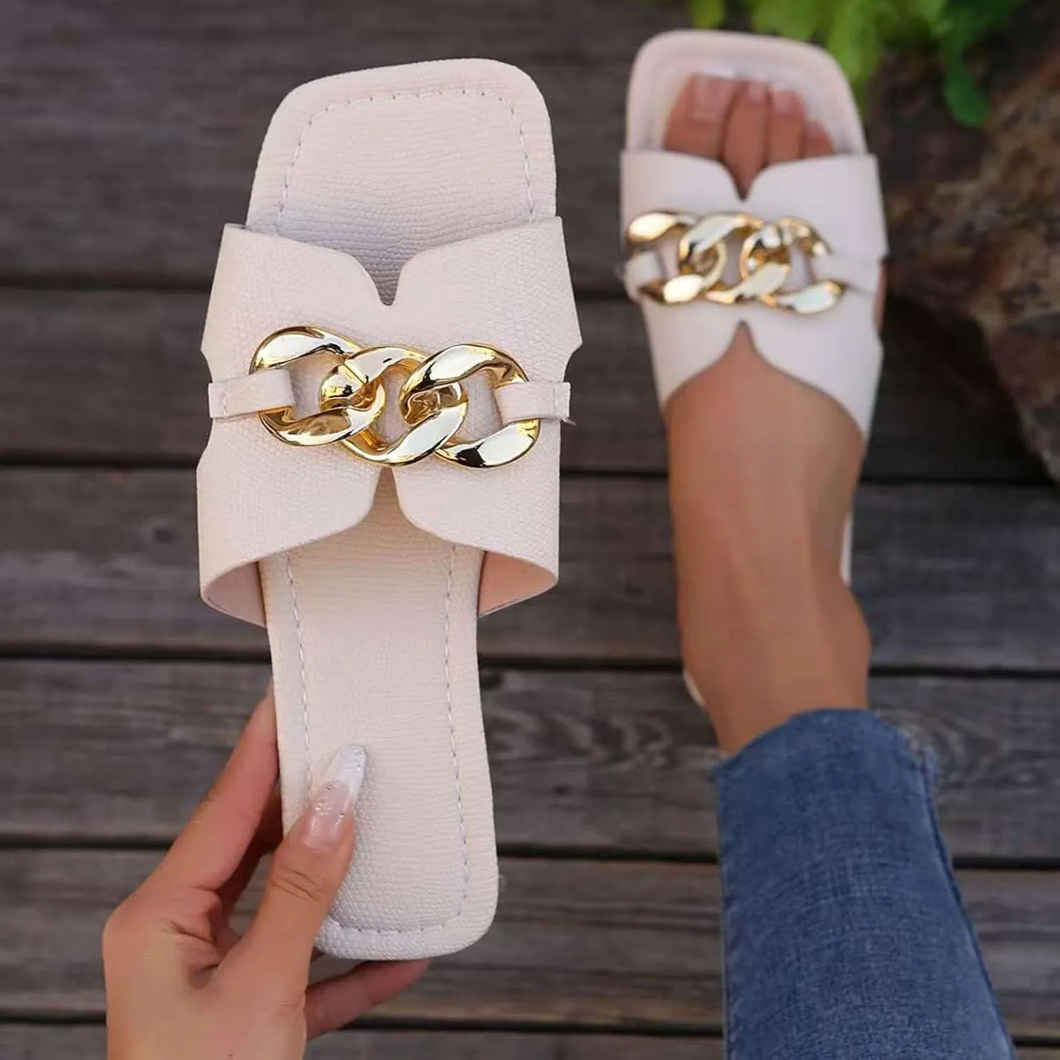Womens Flat Sandals Fashion Square Toe Slides with Metal Strap Summer Dressy Slide Sandal Ladies Cute Slippers 2025