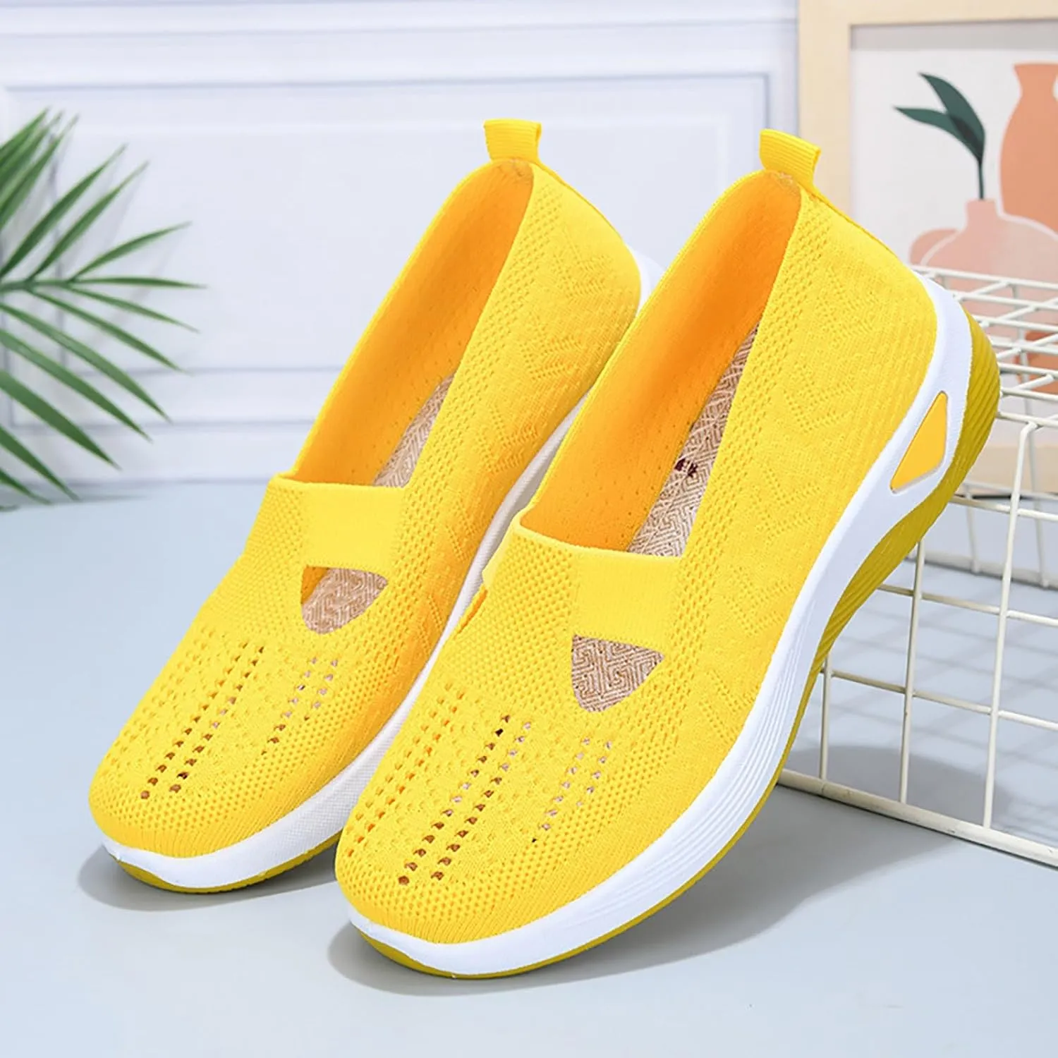 Womens Shoes Fall 2024White Platform Sneakers Black Loafers Women Closed Toe Indoor and Outdoor Christmas Print Shoes Women Comfort Cute Casual Slip On Lightweight