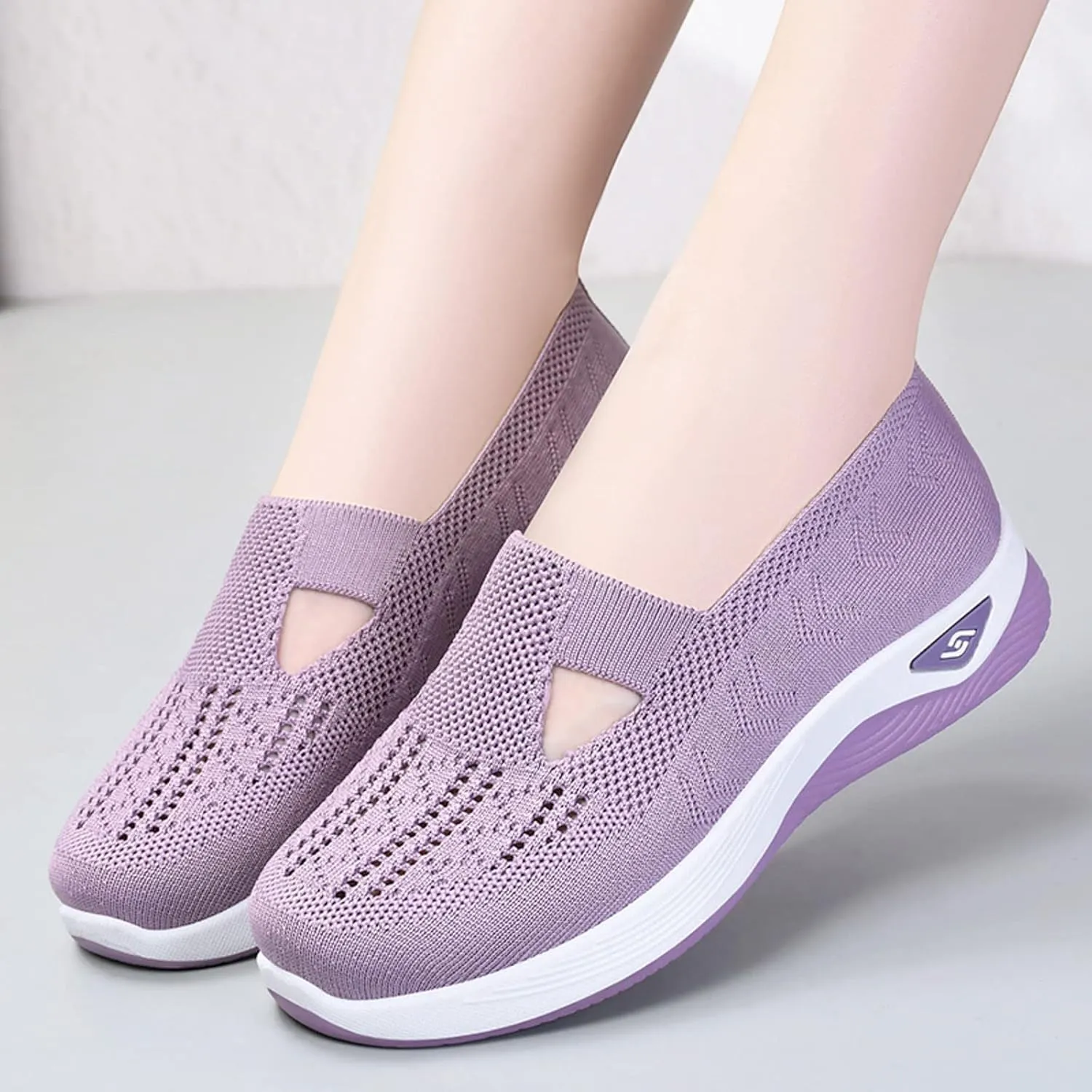 Women's Slip on Sneakers Orthopedic Walking Shoes Lightweight Comfortable Running Shoes Anti-Slip Mesh Shoes Sneakers