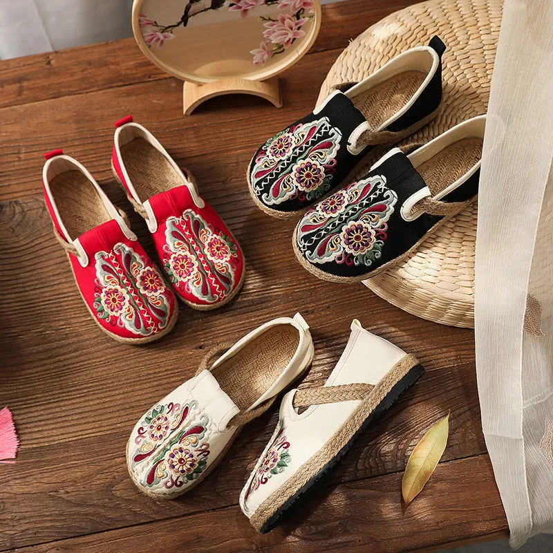 Women's Spring Flat Bottomed Low Top Breathable Embroidered Shoes National Style Round Head Casual Women's Shoes