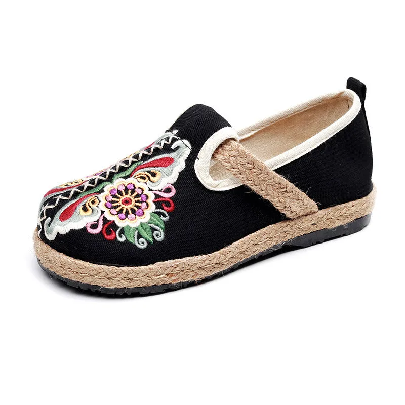 Women's Spring Flat Bottomed Low Top Breathable Embroidered Shoes National Style Round Head Casual Women's Shoes